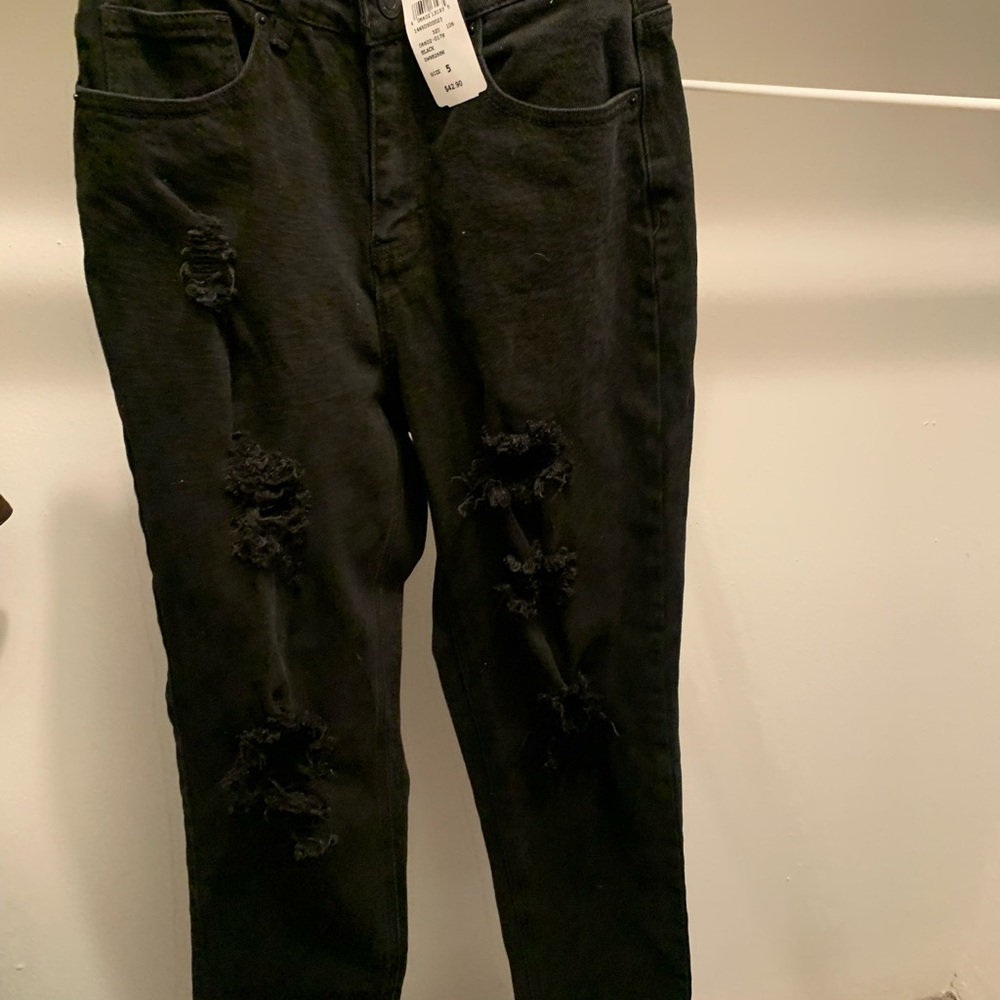 Black mom jeans